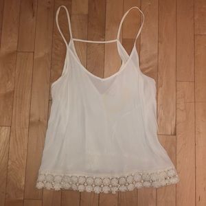 Beautiful white lace top! Perfect for July 4th!